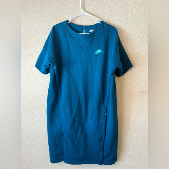 NWOT Nike Tech Outdoor Blue Fleece Knit Dress Teal Logo short sleeve stretch M - Picture 1 of 9